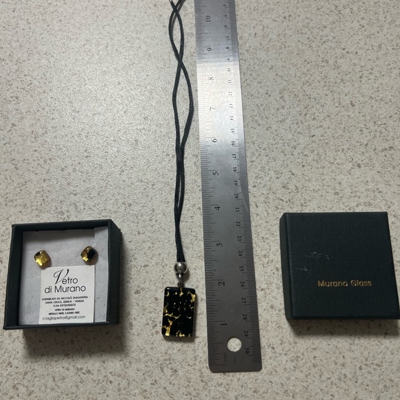 MURANO Glass Necklace & Earrings Black & Gold Detail - Picture 9 of 10